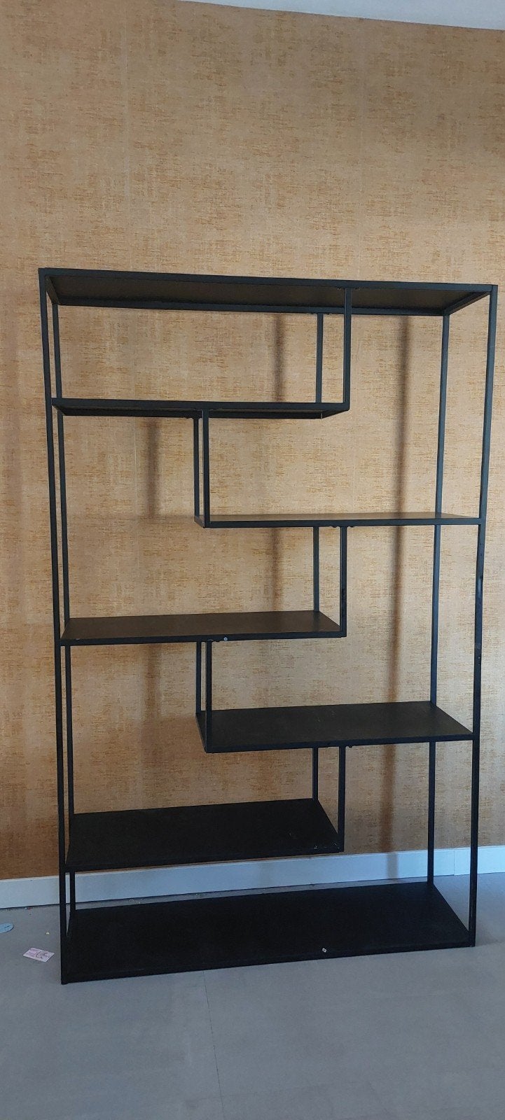 zwarte vakkenkast (metaal), Ophalen, Met plank(en), 100 tot 150 cm, Modern, Industrieel, Minimalistisch