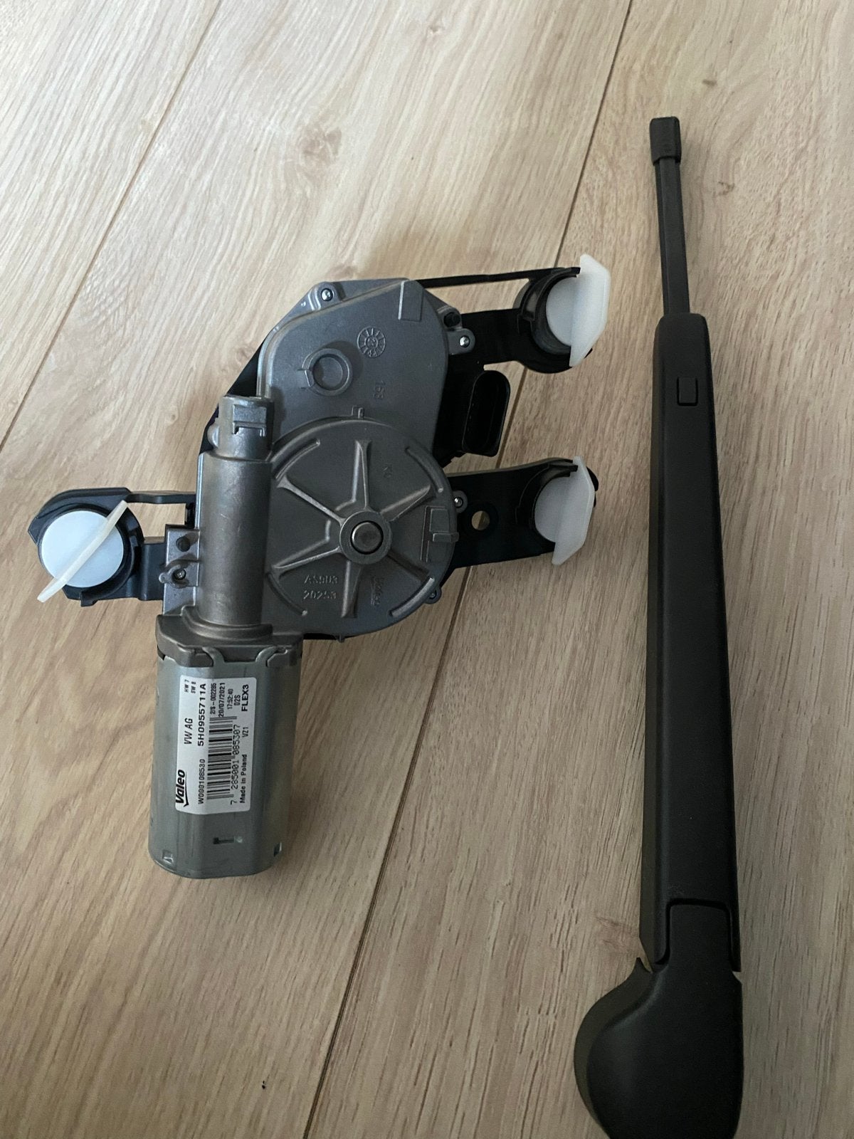 Ruitenwissermotor en ruitenwisserarm, Ophalen of Verzenden, Gebruikt, Volkswagen