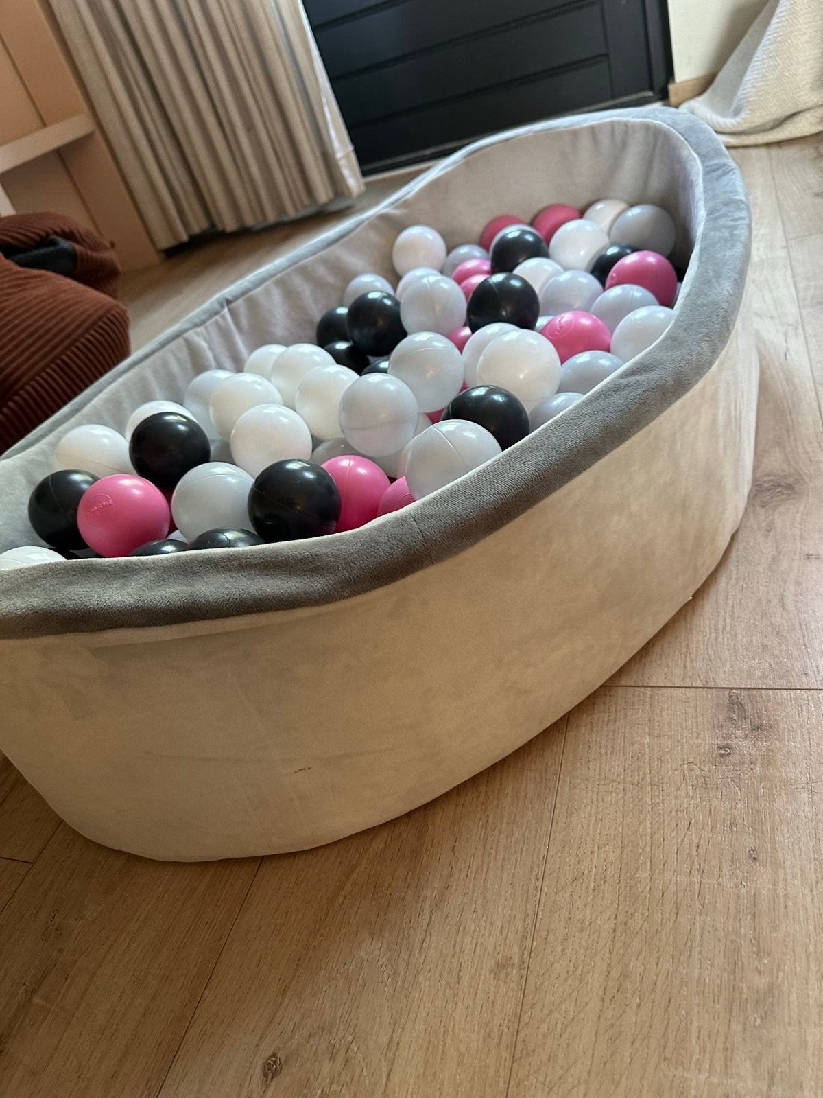 Ballenbak incl ballen Boo Jungle (roze, zwart, wit, grijs), Ophalen, Zo goed als nieuw, Overige typen