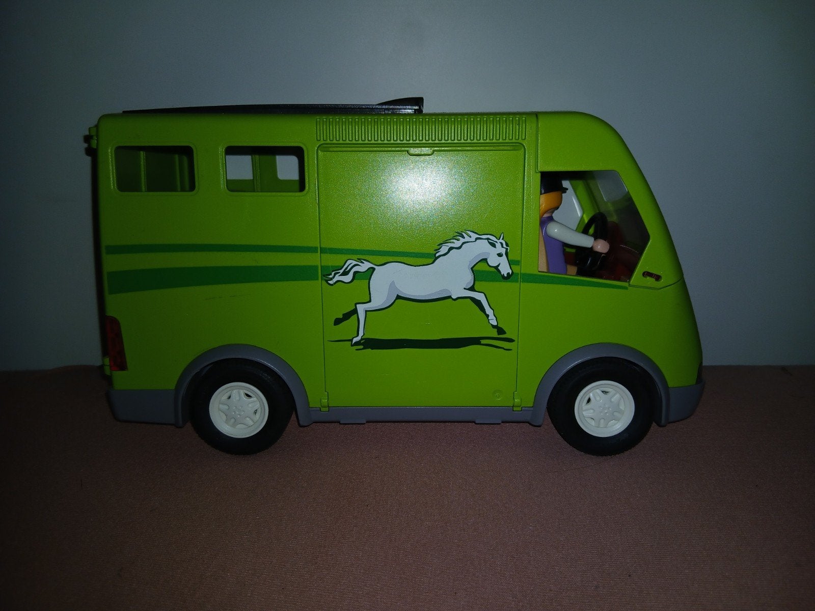 Playmobil Paardenvrachtwagen met accessoires, Ophalen of Verzenden, Zo goed als nieuw, Jongen of Meisje