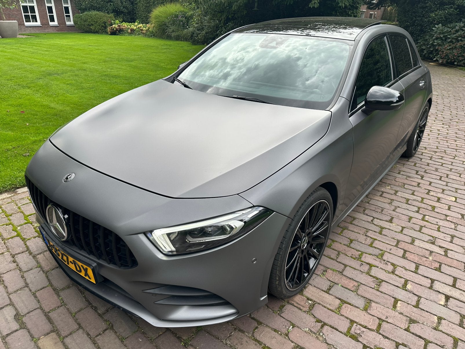 Mercedes-Benz A-Klasse A 250 224pk AMG 7G-DCT 2020 Grijs