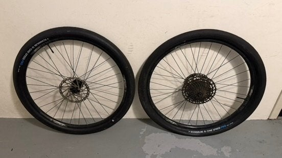 Set nieuwe strandbanden op gebruikte 29 inch MTB wielen., Schwalbe, Ophalen of Verzenden, Zo goed als nieuw, Band