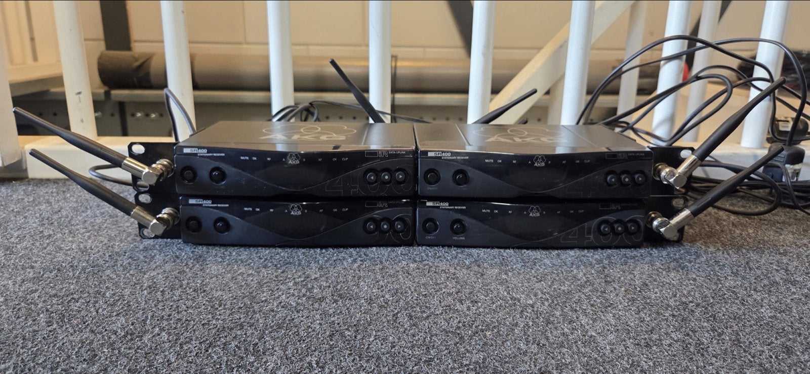 AKG SR400 Draadloze Microfoon Ontvangers (4 stuks), Ophalen of Verzenden, Gebruikt, Overige typen, Draadloos