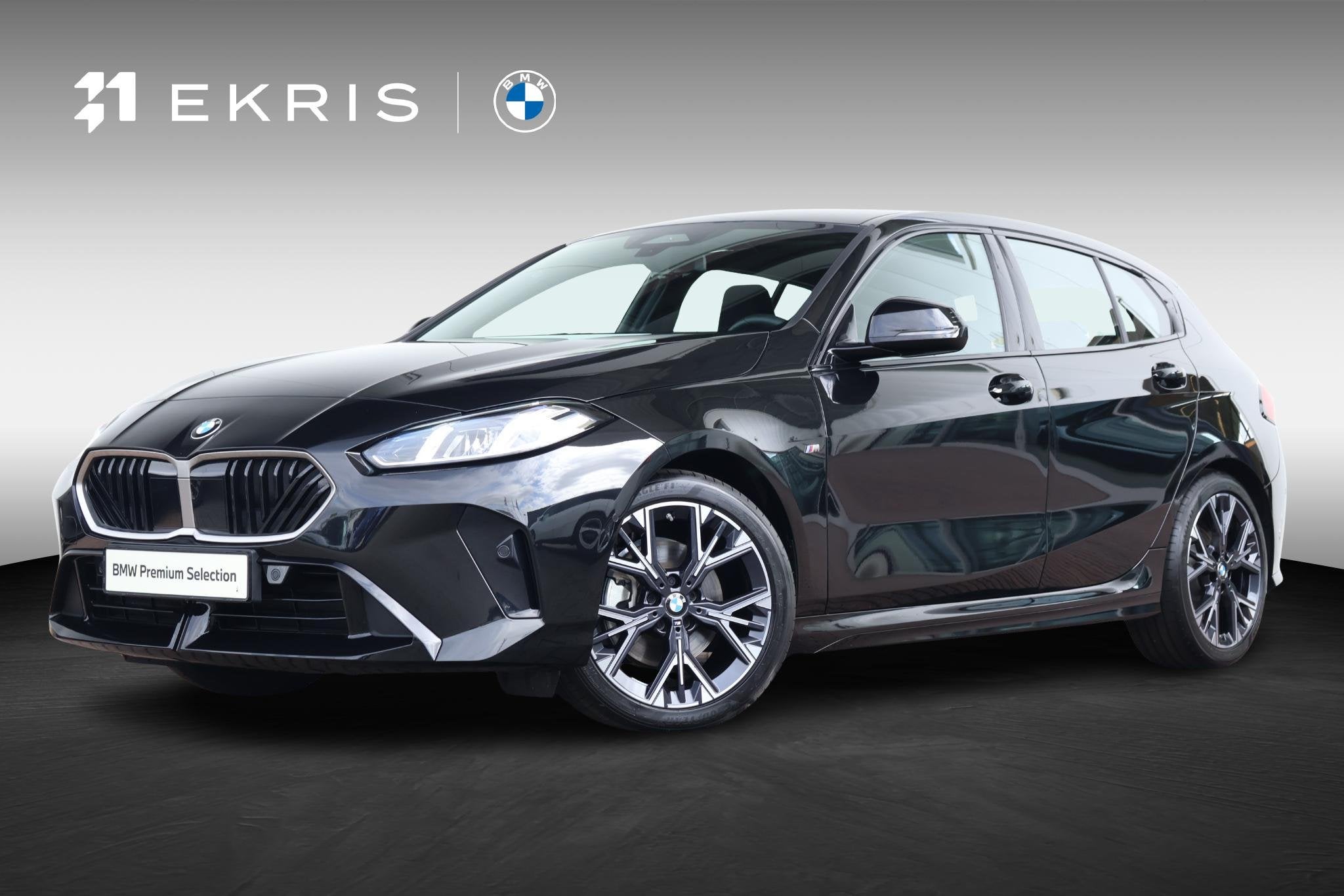 BMW 1-serie 120 | M-Sport Pakket | Achteruitrijcamera | PDC, Gebruikt, Met garantie (alle), Zwart, Origineel Nederlands