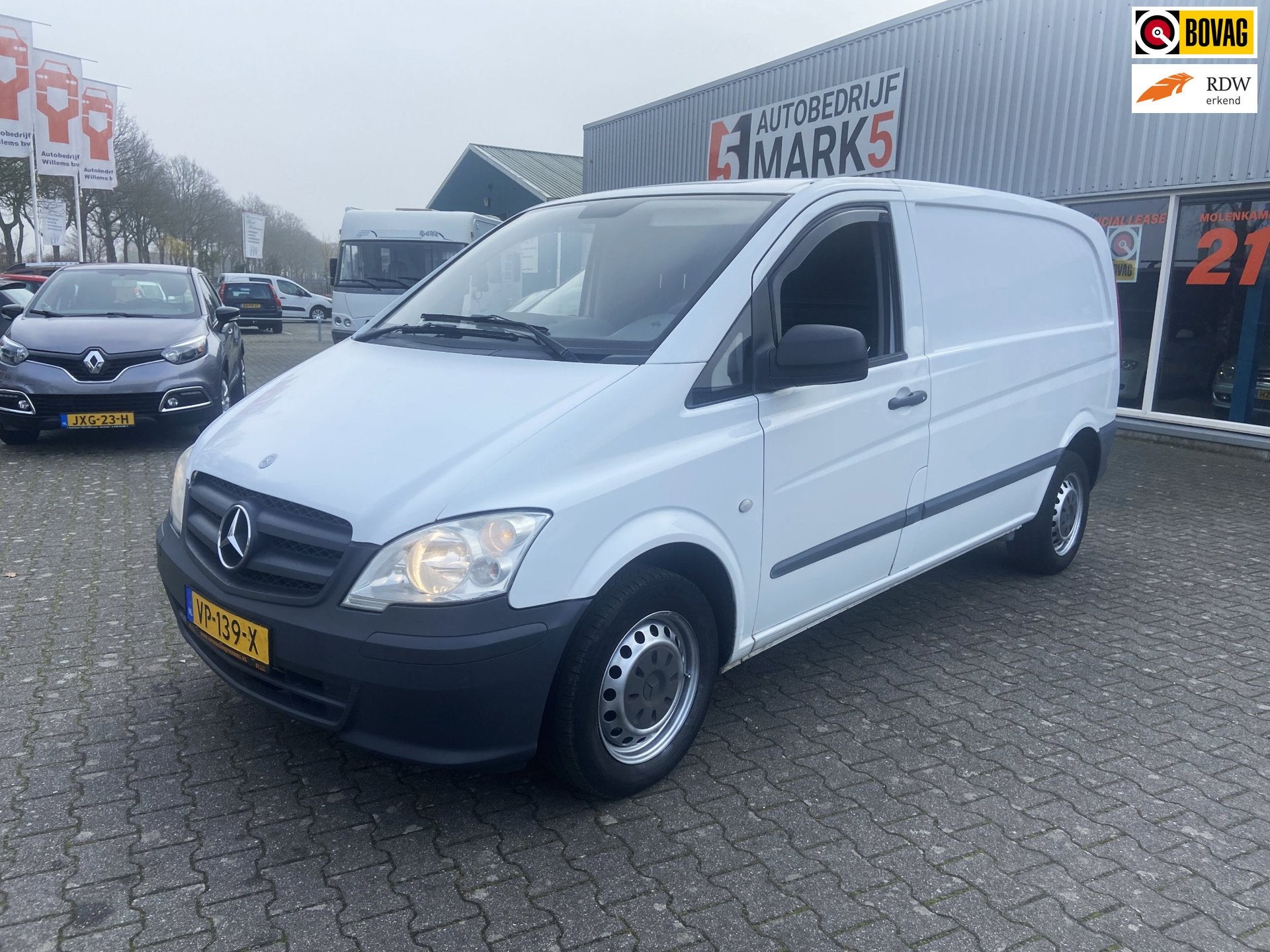 Mercedes-Benz Vito 116 CDI 320 Automaat Airco Trekhaak, Auto's, Automaat, Euro 5, Gebruikt, Zwart