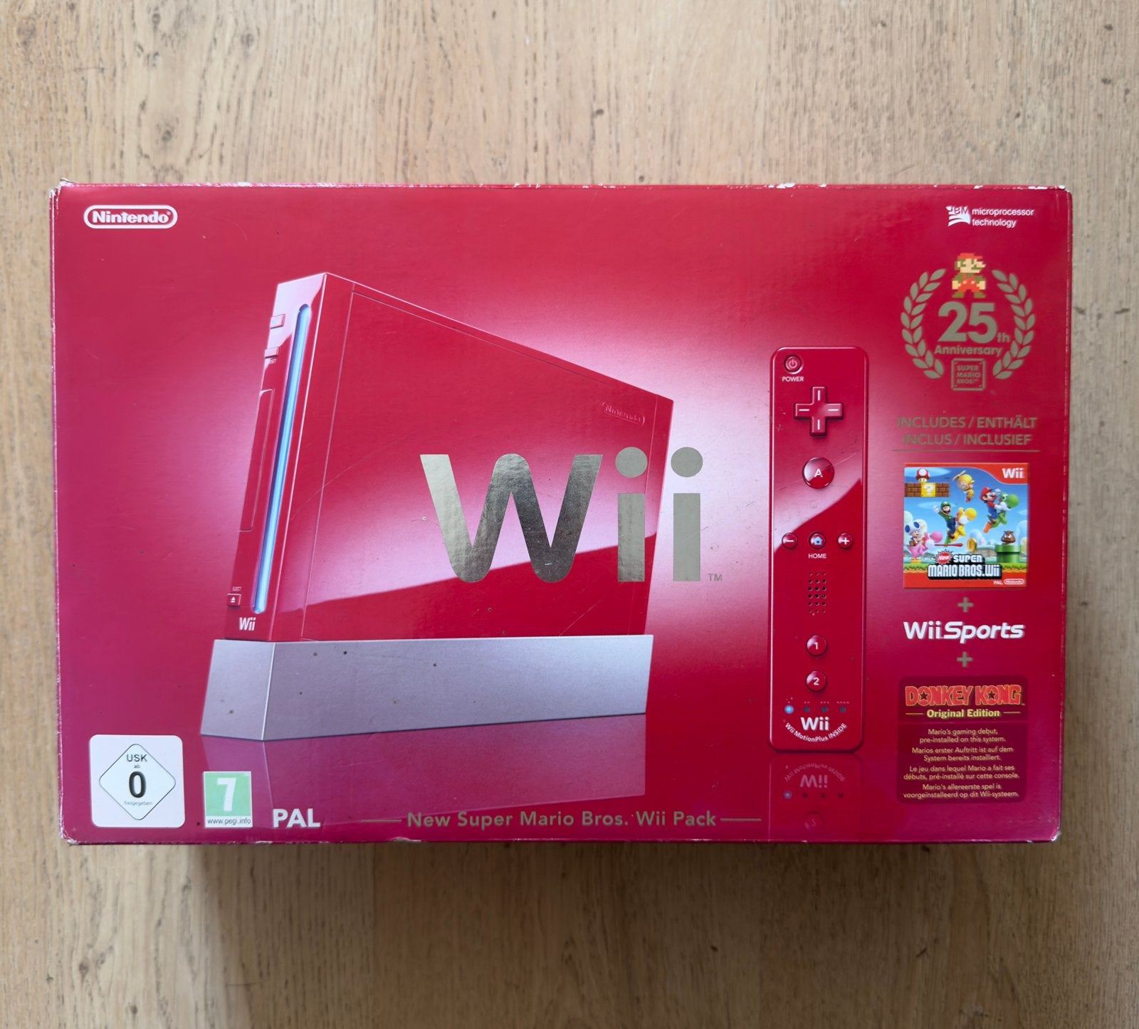 Wii Super Mario Bros.  (25th Anniversary Limited Edition), Spelcomputers en Games, Ophalen of Verzenden, Zo goed als nieuw, Met 1 controller