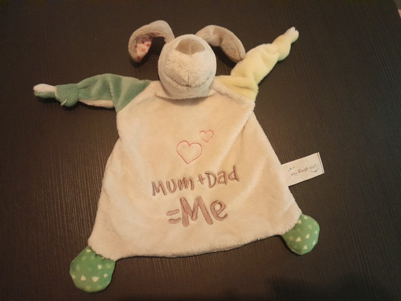 Knuffeldoekje Konijn 'Mum + Dad = Me', Overige merken, Overige karakters, Ophalen of Verzenden, Klein (minder dan 20 cm)