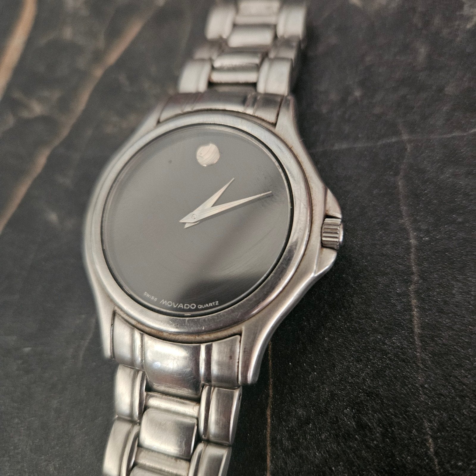 MOVADO museum watch dameshorloge, Sieraden, Tassen en Uiterlijk, Overige merken, Staal, Gebruikt, Polshorloge