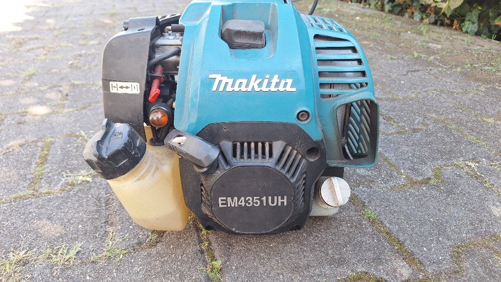 Makita EM4351Uh Benzine Bosmaaier kantenmaaier, Tuin en Terras, Ophalen, ., Zo goed als nieuw, .