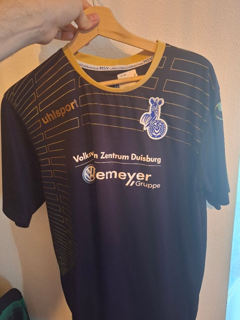 Duisburg shirt maar l, Verzamelen, Sportartikelen en Voetbal, Ophalen of Verzenden, Zo goed als nieuw, Buitenlandse clubs, Shirt