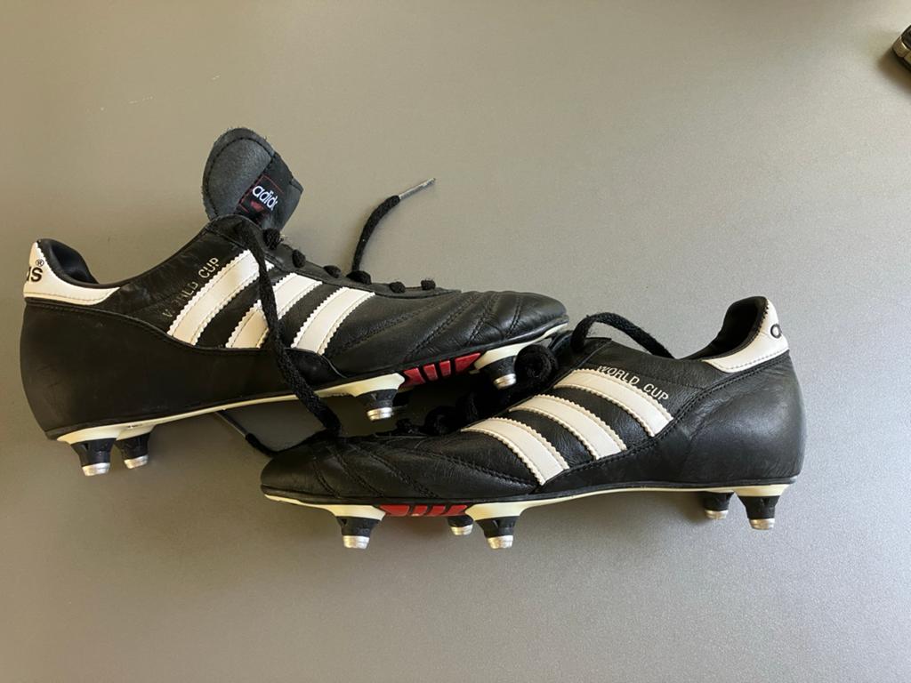 Adidas World Cup voetbalschoenen 39/5, Maat XS of kleiner, Schoenen, Ophalen of Verzenden, Zo goed als nieuw