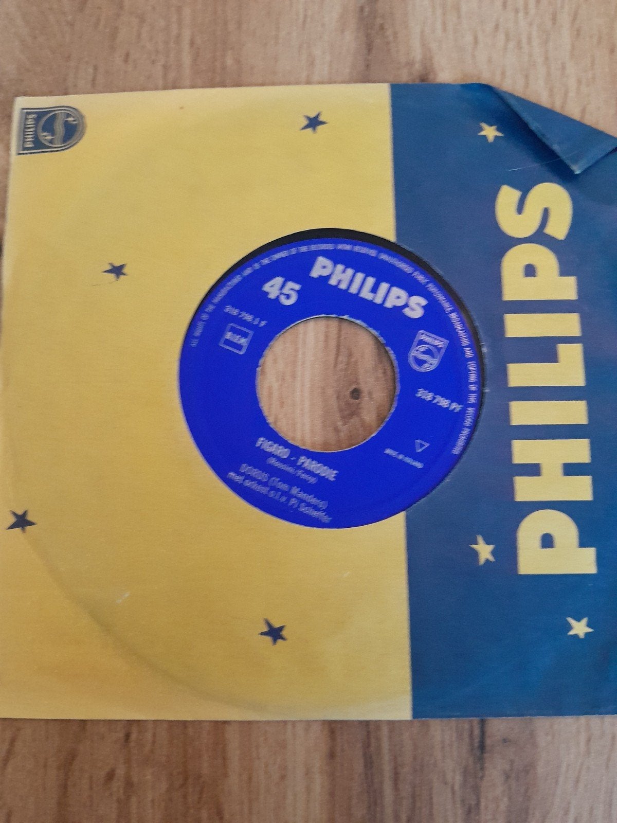 dorus 7 inch figaro parodie, Ophalen of Verzenden, Zo goed als nieuw, Pop