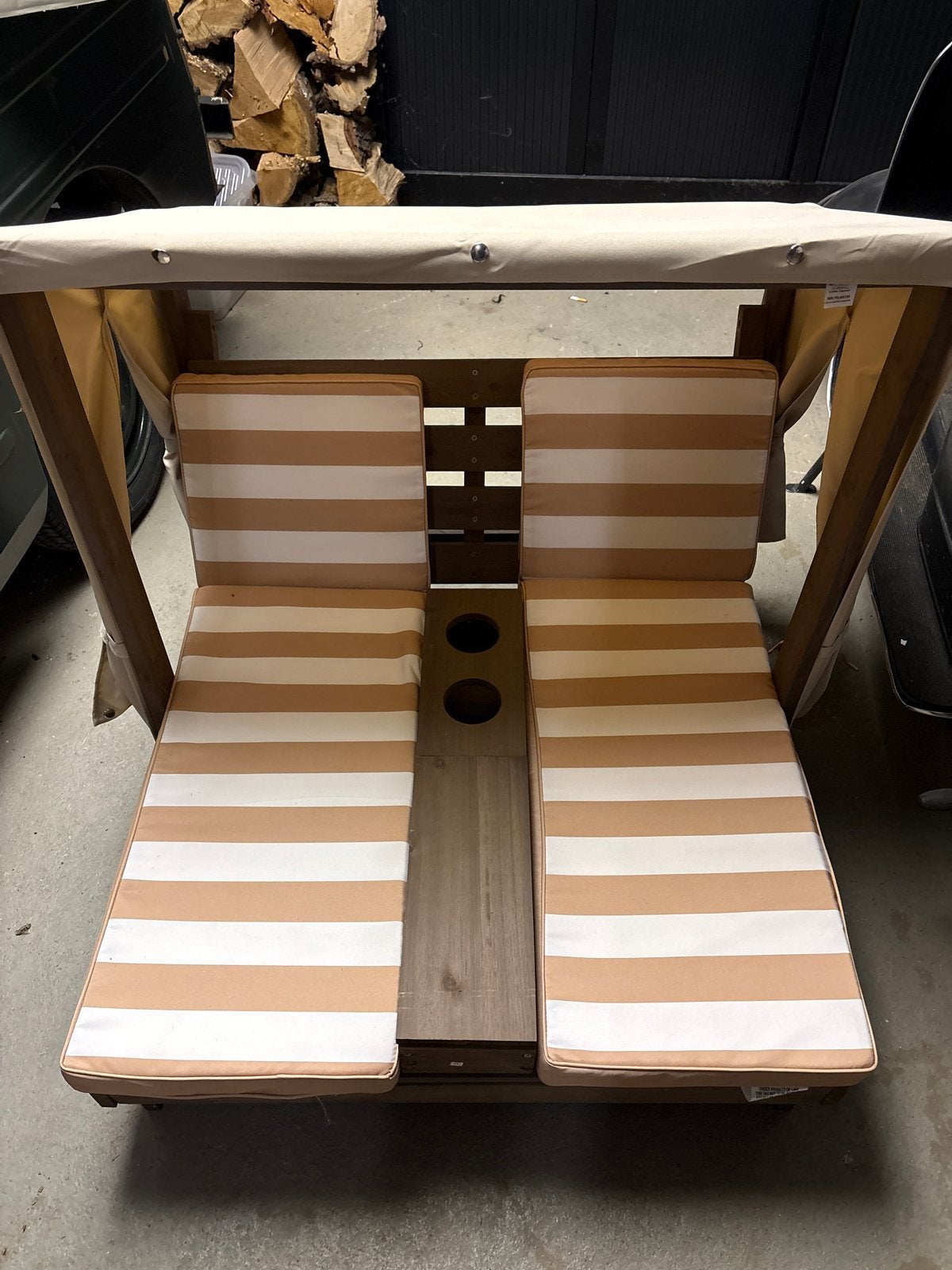 Kinder ligbed met zonnescherm en bekerhouders, Ophalen, Zo goed als nieuw, Hout