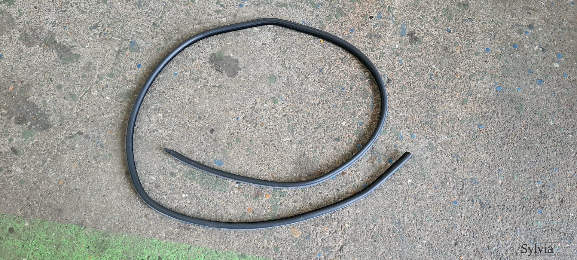 Portier deurrubber achterzijde BMW 5 serie E60 E61 7122434, Gebruikt, -, -, Ophalen of Verzenden