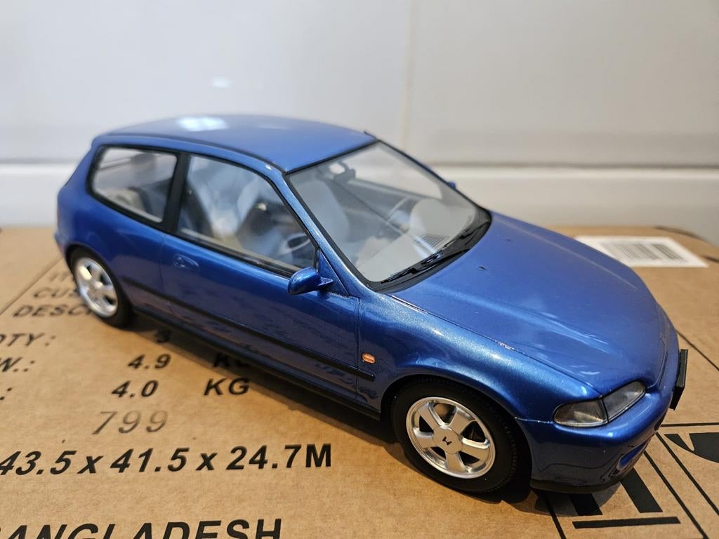 Honda Civic Eg6 Triple 9, Hobby en Vrije tijd, Modelauto's | 1:18, Ophalen of Verzenden, Zo goed als nieuw, Auto, Overige merken