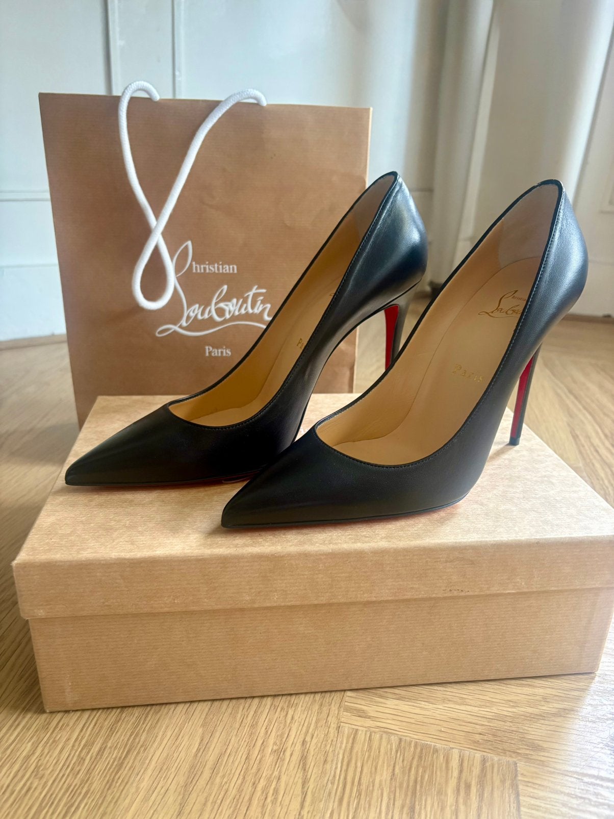 Christian Louboutins Kate new size 39, Ophalen, Pumps, Zwart, Nieuw