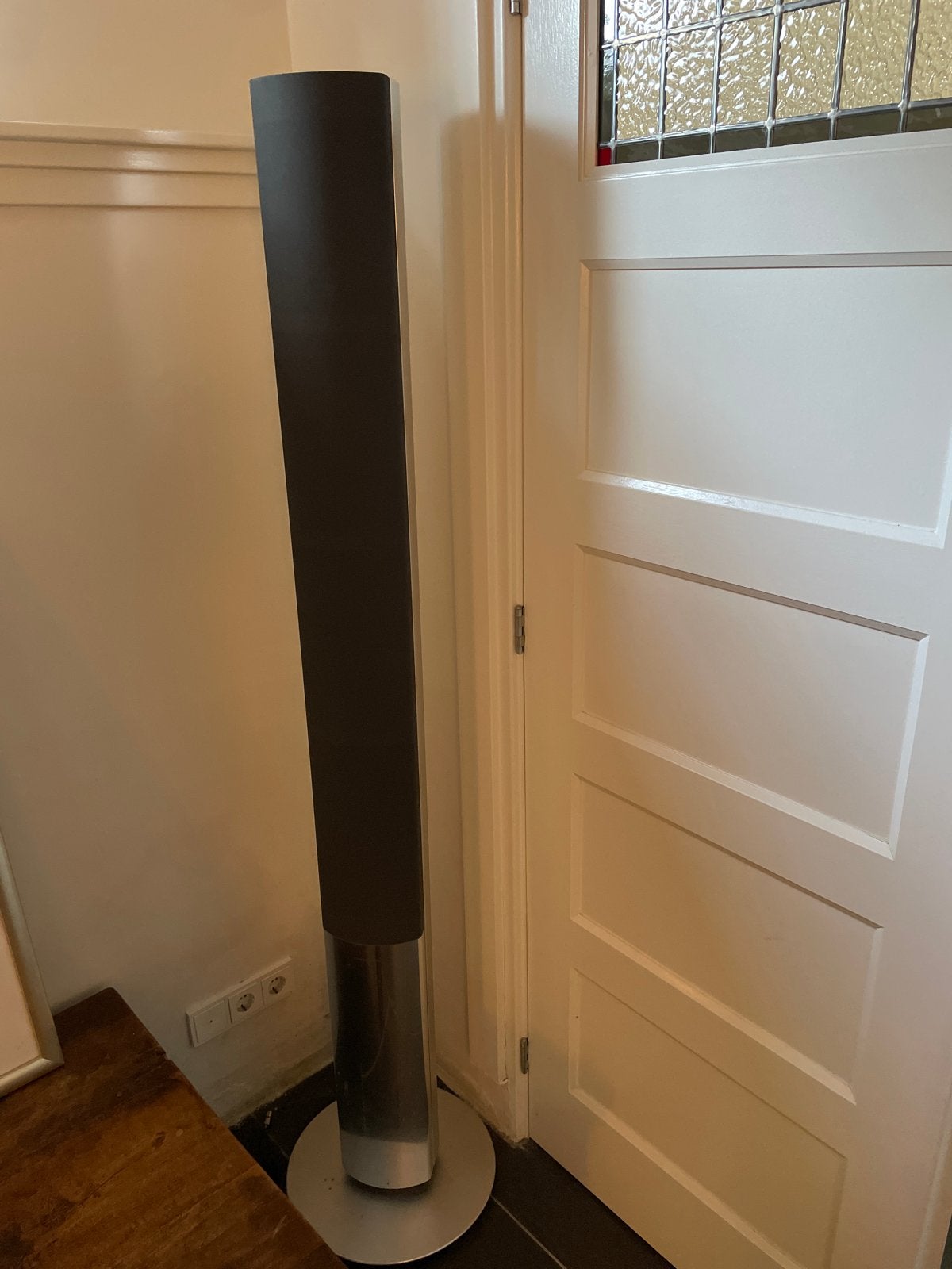Bang & Olufsen BeoLab 1 Vloerstaande Luidsprekers (2 stuks), Ophalen, Vloerstaande luidspreker, Gebruikt, Inclusief kabels