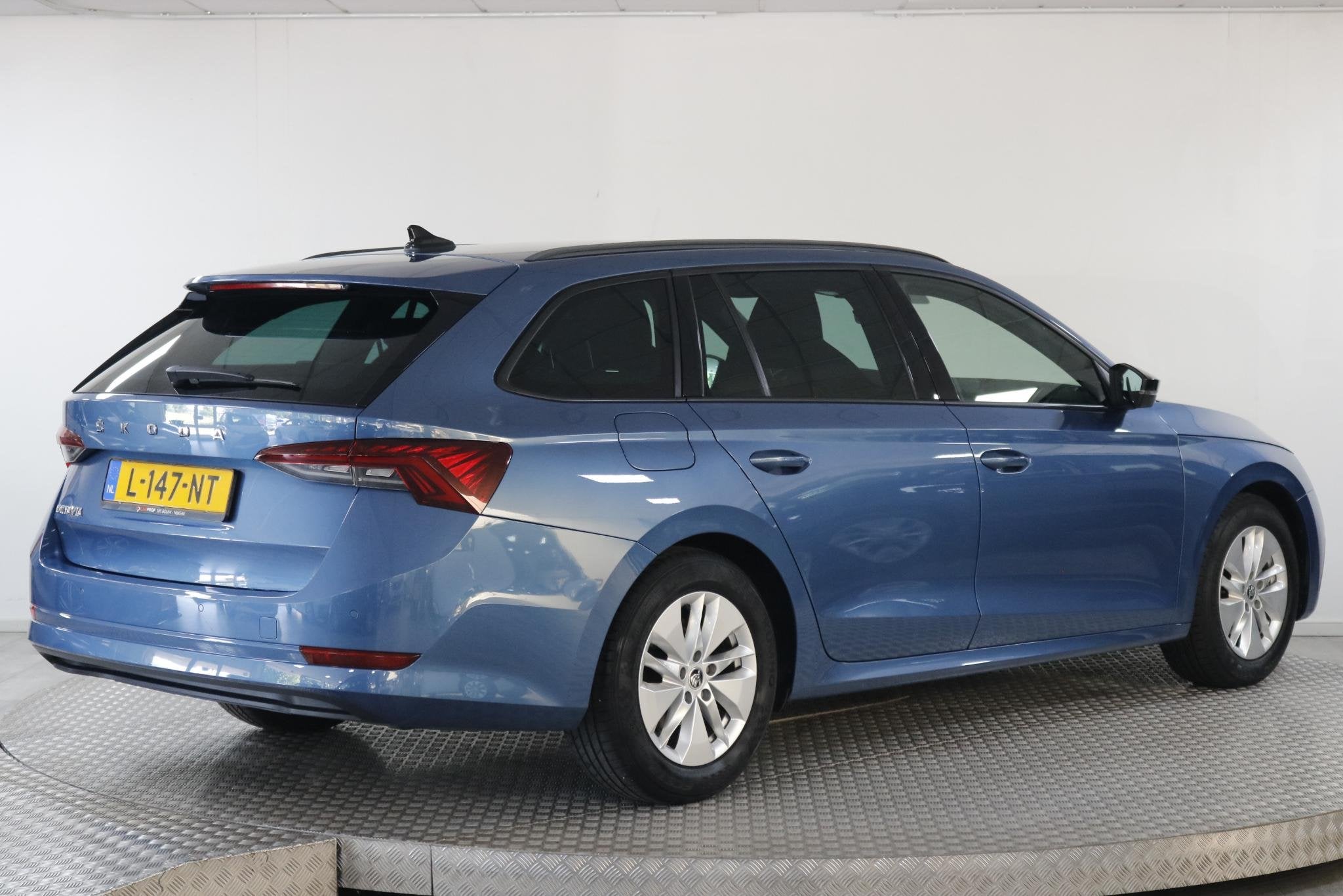 Skoda Octavia Combi 1.0 TSI Sport Business Clima | Sfeerverl, Auto's, Skoda, Stof, Gebruikt, Blauw, Origineel Nederlands