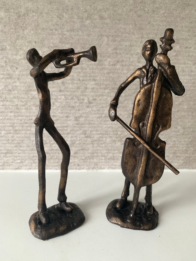 2 bronzen beeldjes van muzikanten 2x brons beeldje Abstract, Overige onderwerpen, Ophalen of Verzenden, Brons, Beeld