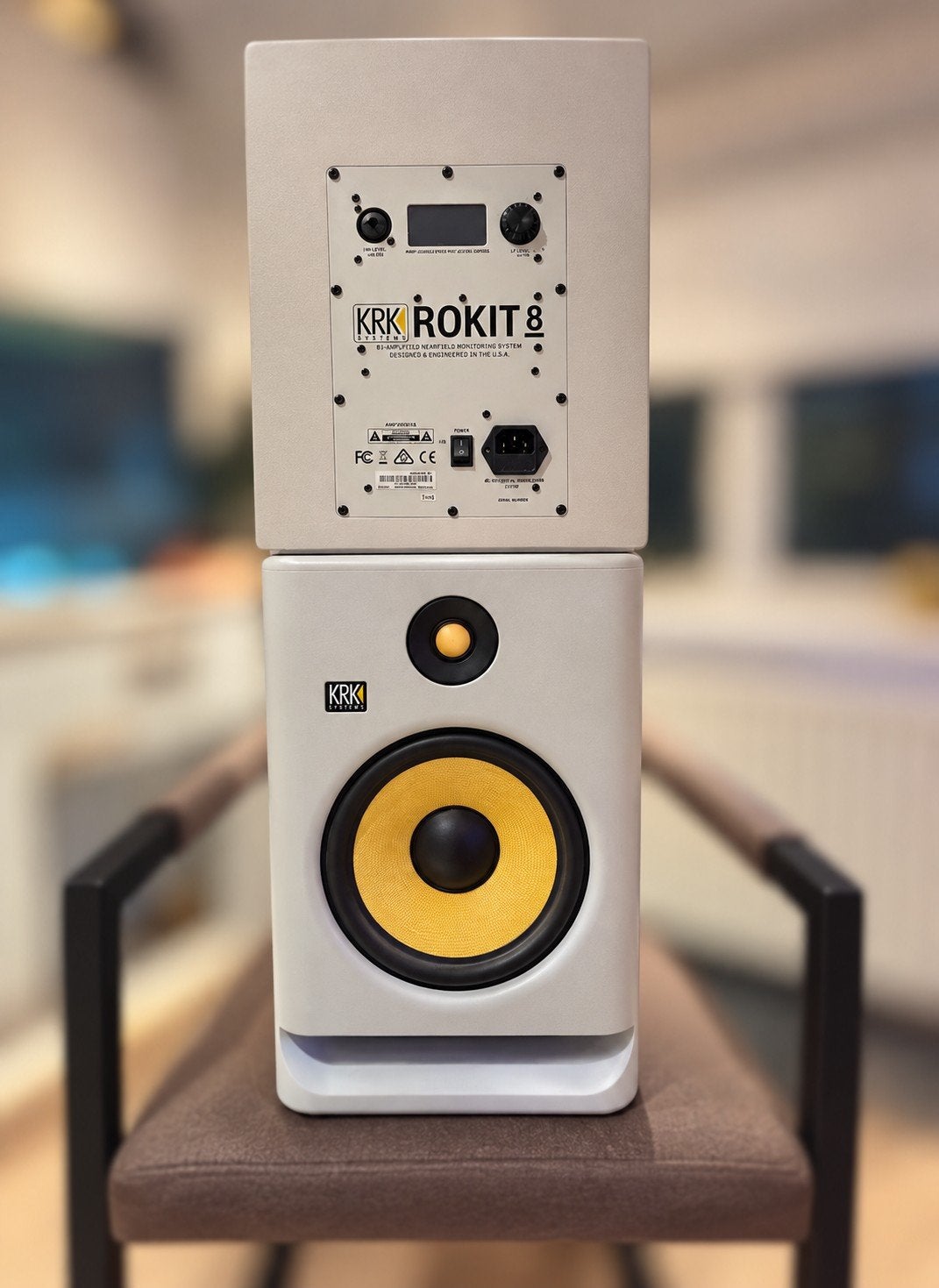 KRK Rokit 8 Studiomonitoren (Wit) - Zo goed als nieuw