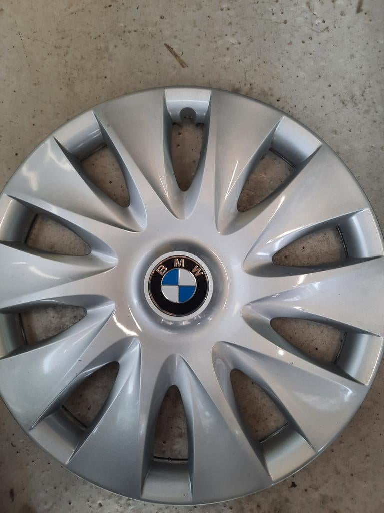 Wieldoppenset BMW 16 inch 17812610, Ophalen