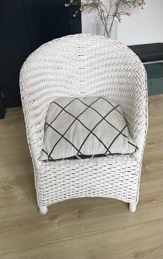 Rotan stoel, Ophalen, Gebruikt, Wit, Eén