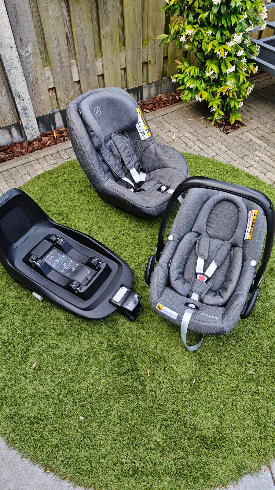 Maxi Cosi Pebble, Pearl en FamilyFix base, Ophalen, Gebruikt, 9 t/m 18 kg, Isofix