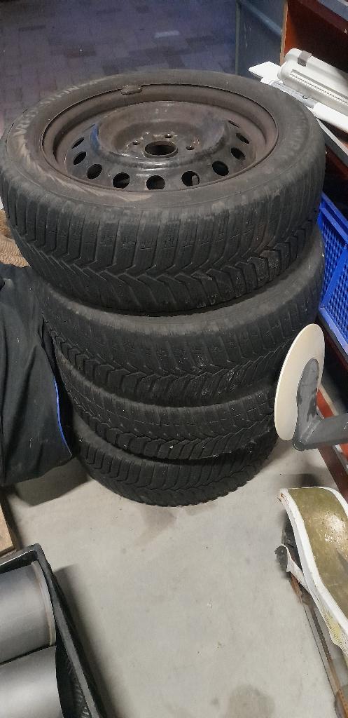 Winterband Vredestein snowtrac stalen veld 5x114.3, Ophalen, Gebruikt, Toyota