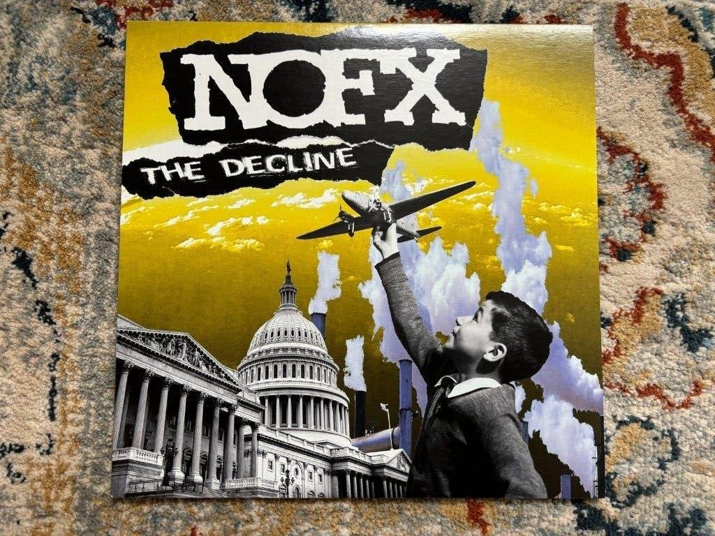 NOFX - The Decline (12 inch), Cd's en Dvd's, Vinyl | Rock, Ophalen of Verzenden, Zo goed als nieuw, EP, Inclusief insert