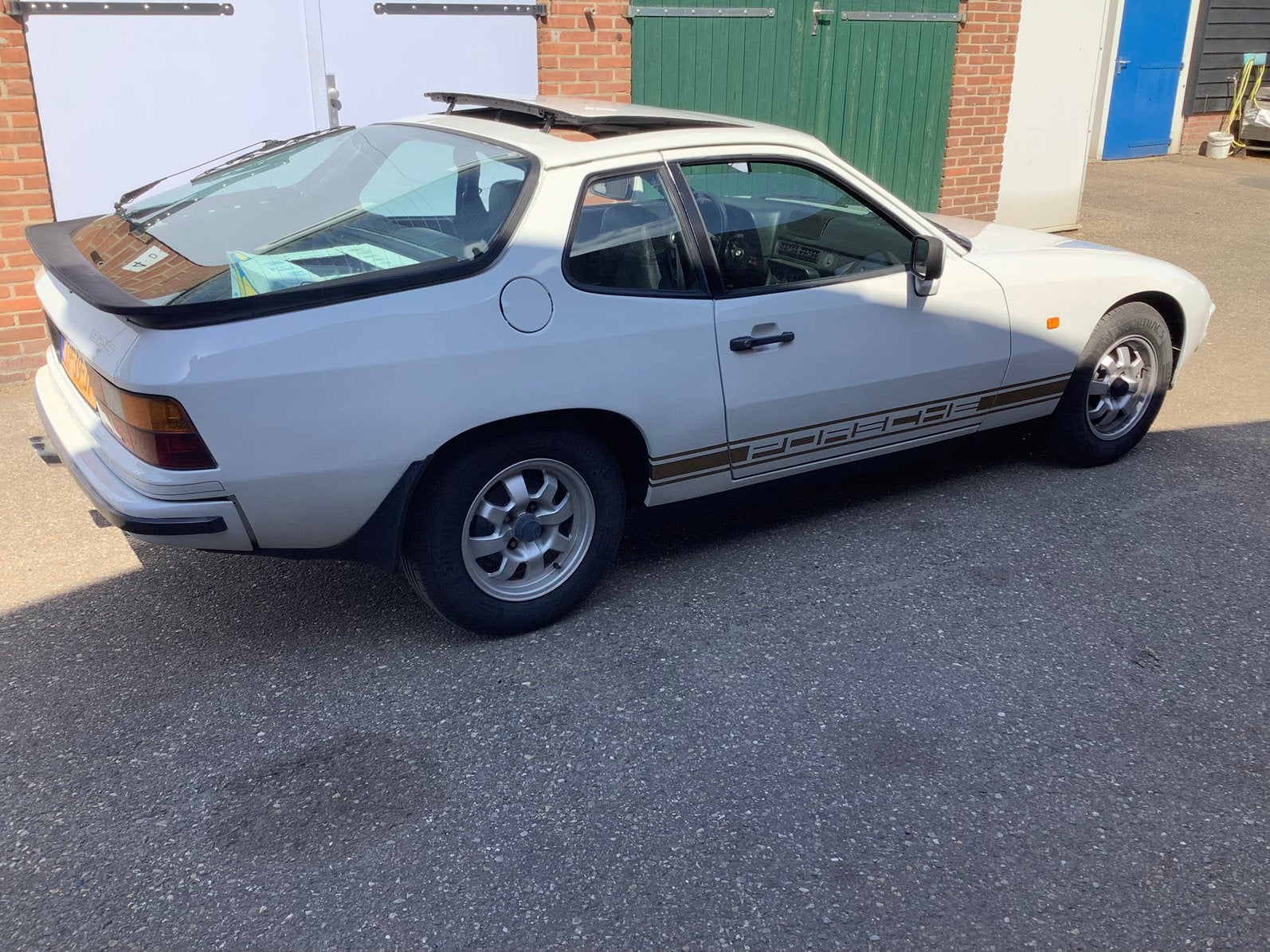 Porsche 924 2.0 SC 1981 Wit, Auto's, Achterwielaandrijving, Zwart, 4 cilinders, 1070 kg