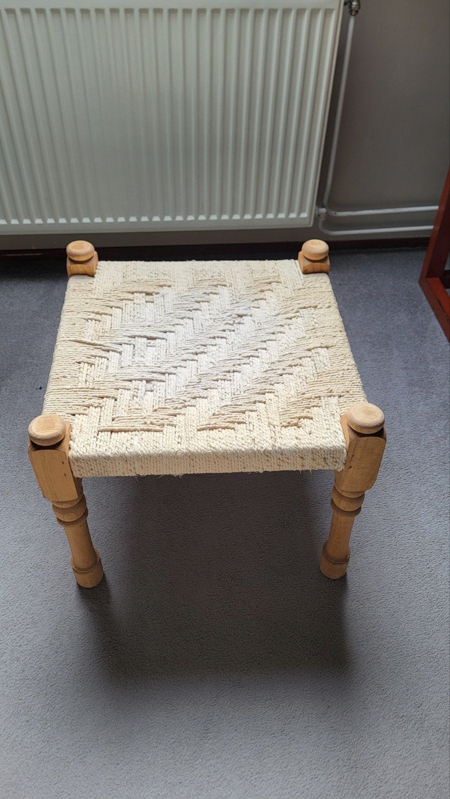 Houten kruk met gevlochten zitting 53x53x44 cm, Huis en Inrichting, Ophalen, Gebruikt
