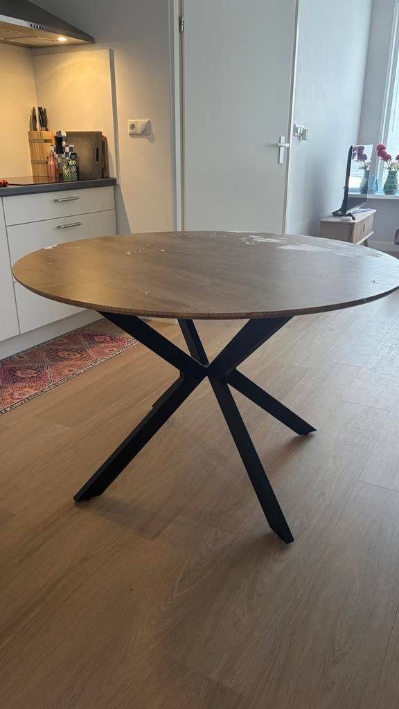 Ronde eettafel met beschadigd blad GRATIS, Huis en Inrichting, Tafels | Eettafels, Ophalen, Gebruikt, 100 tot 150 cm, Rond