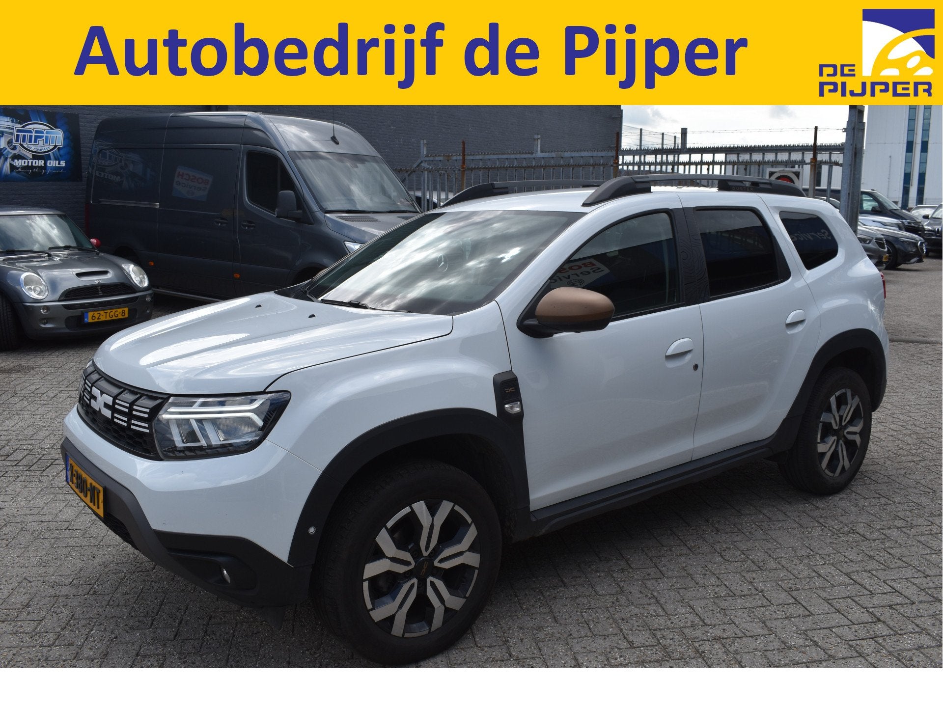 Dacia Duster 1.0 TCe 100 ECO-G Extreme ORGINEEL NEDERLANDSE, Voorwielaandrijving, Stof, Gebruikt, Wit