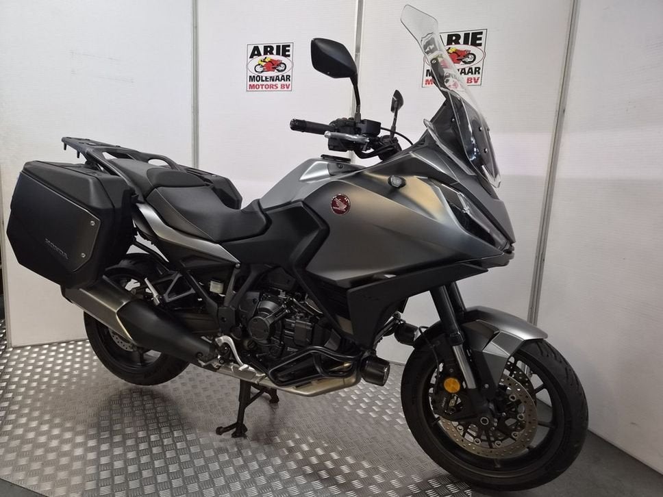 Honda NT 1100 DCT BTW Motor (bj 2023), 2 cilinders, HONDA, Motorrijbewijs A, Bedrijf