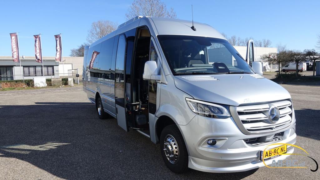 Mercedes-Benz NEW Sprinter 519 CDI 24 Seats EURO 6, Auto's, Automaat, 188 pk, Mercedes-Benz, Bedrijf