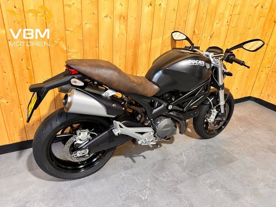 DUCATI MONSTER 696 M696 M-696 Rijklaar Lage tellerstand!, Motoren, DUCATI, 2 cilinders, Motorrijbewijs A, Bedrijf