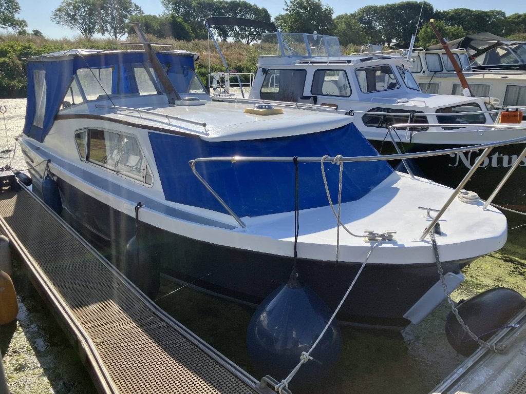 Seamaster 27 kajuitboot – nieuw geschilderd in 2026, Watersport en Boten, Ophalen, Kajuitboot, Diesel, 1.85 meter