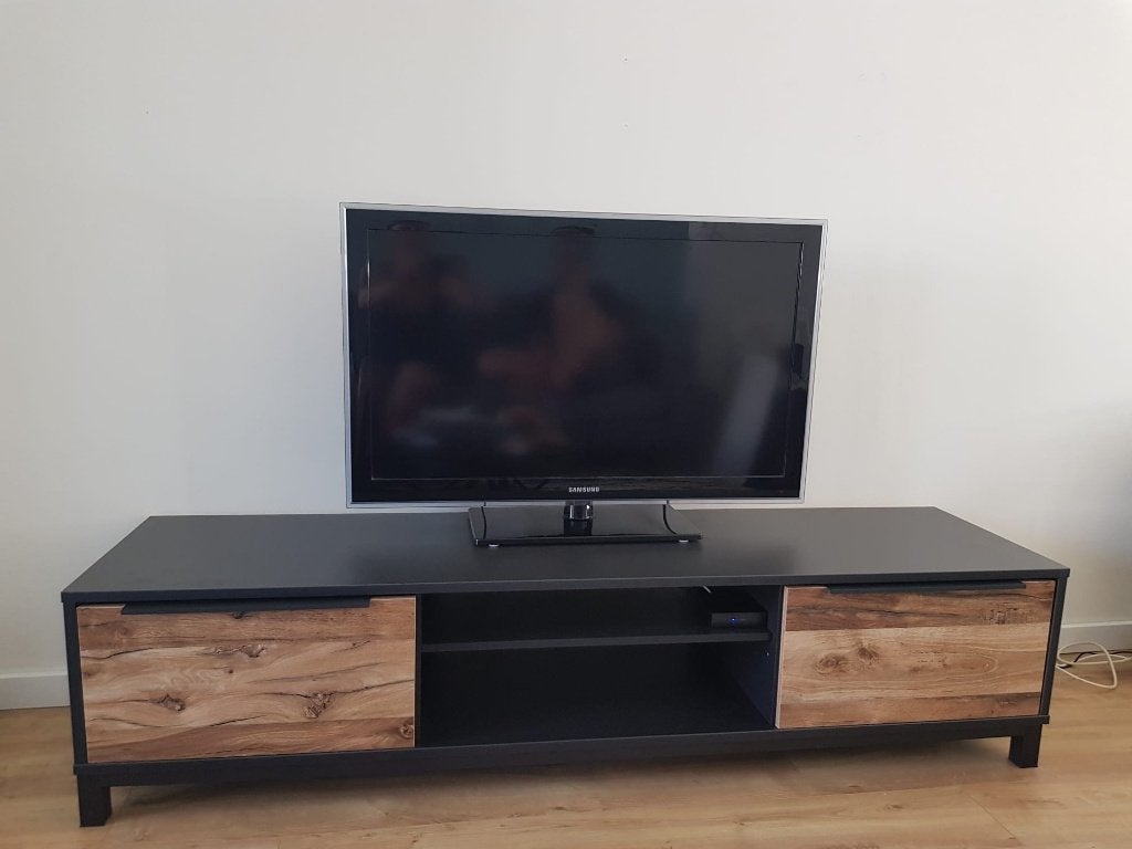 Tv meubel Luc, Huis en Inrichting, Ophalen, 150 tot 200 cm, Zo goed als nieuw, Minder dan 100 cm