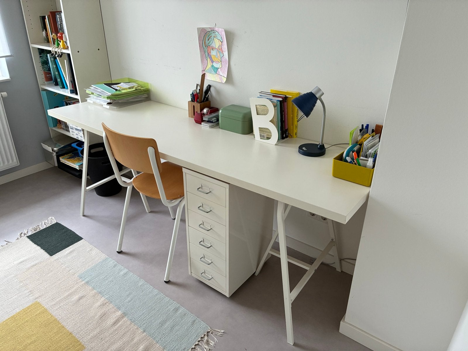Bureau met plank en schragen - Wit, Ophalen, Gebruikt, Hout, Wit