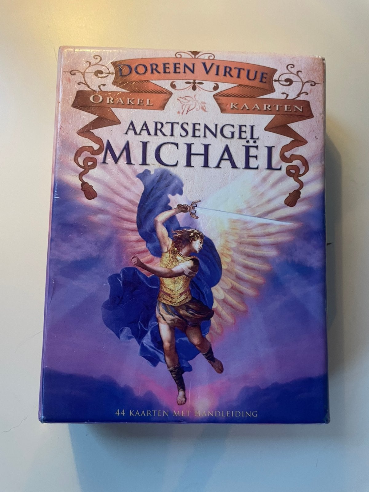 Aartsengel Michaël Orakelkaarten - Doreen Virtue, Boeken, Esoterie en Spiritualiteit, Ophalen of Verzenden, Gelezen, Tarot of Kaarten leggen