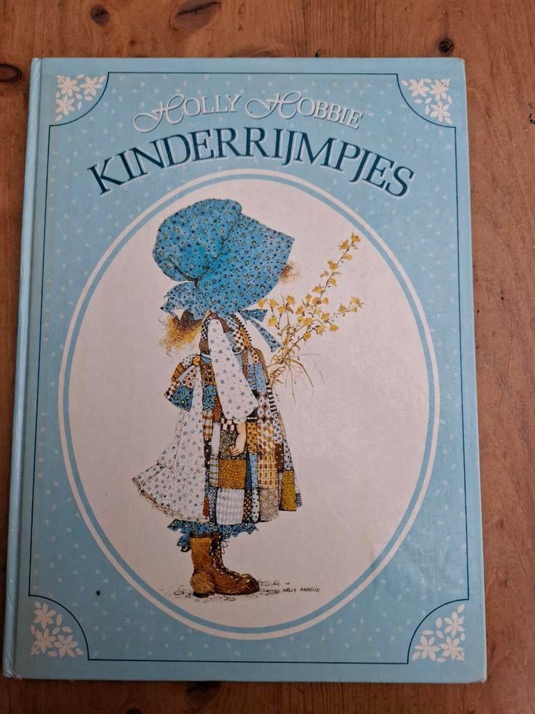 Holly Hobbie kinderrijmpjes, Ophalen of Verzenden, Gelezen, Holly hobbie, Prentenboek