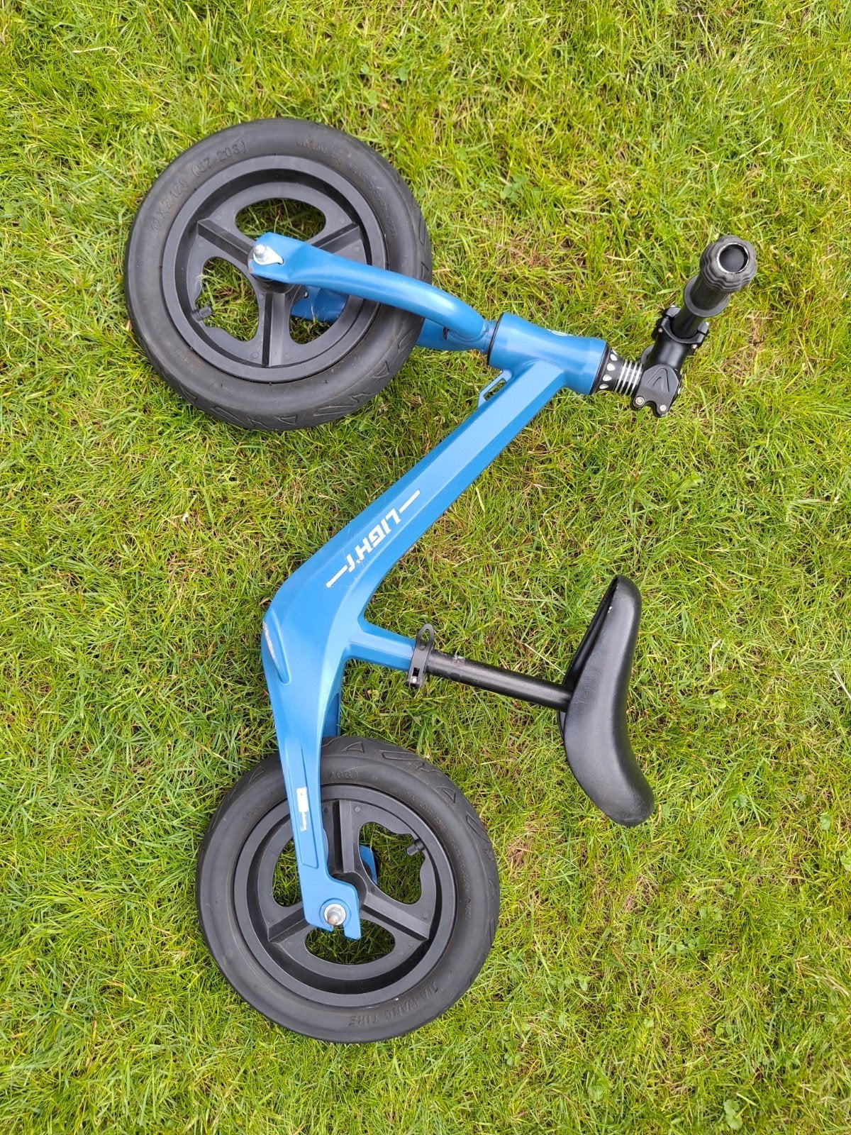 Blauwe loopfiets - Lichtgewicht en in goede staat, Ophalen of Verzenden