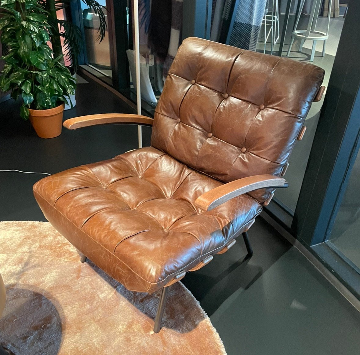 Te koop gevraagd: Eleonora Bastiaan fauteuil, Ophalen, Zo goed als nieuw, 75 tot 100 cm, 50 tot 75 cm
