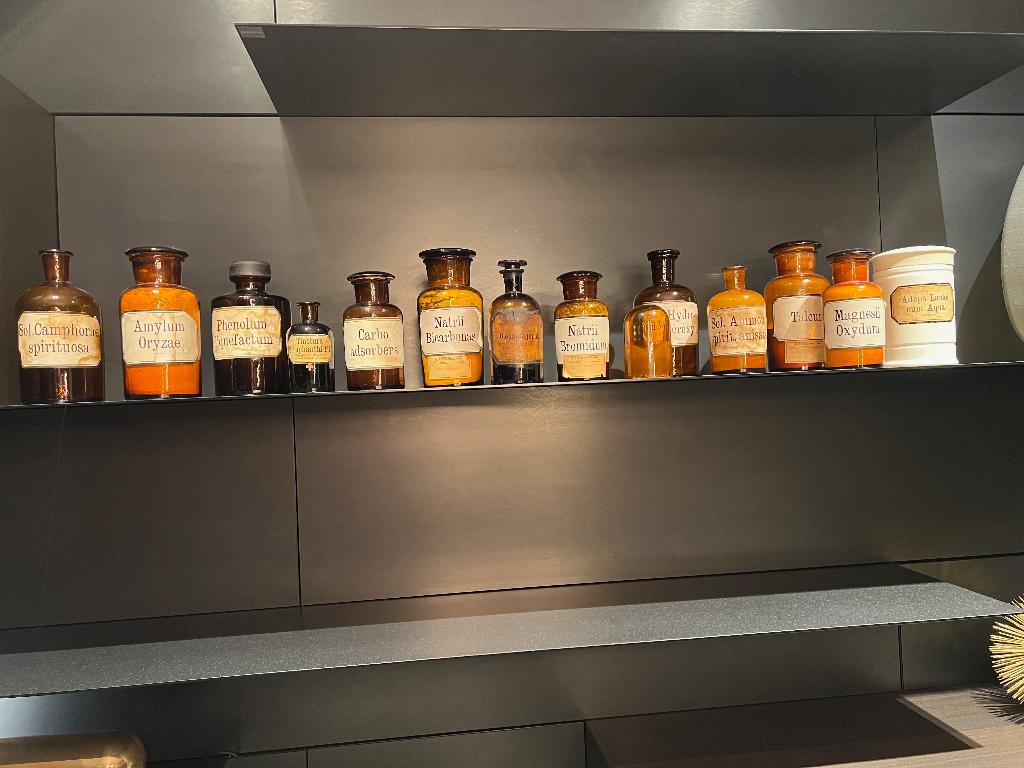 originele apothekerspotten, Ophalen