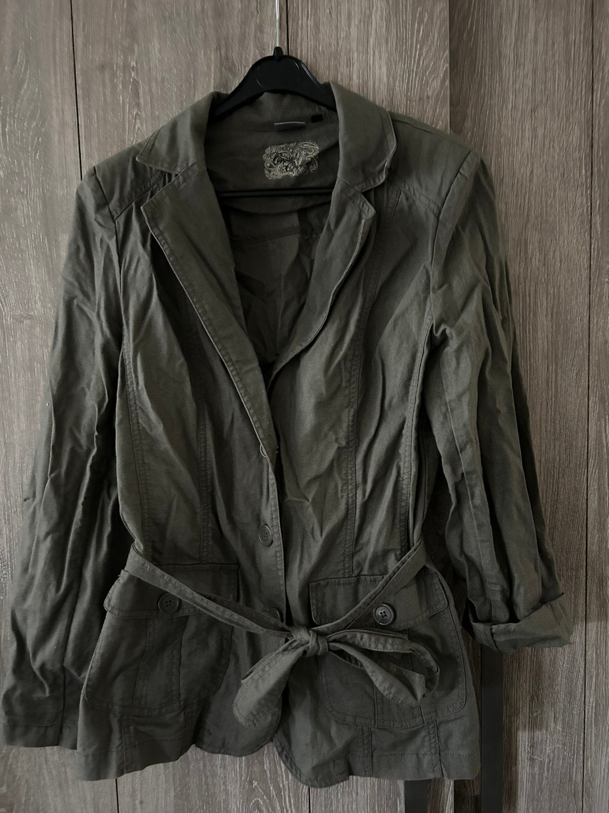 Groen vest of jasje / liv - essentials / 40 of M, Ophalen of Verzenden, Zo goed als nieuw, Maat 38/40 (M), Groen