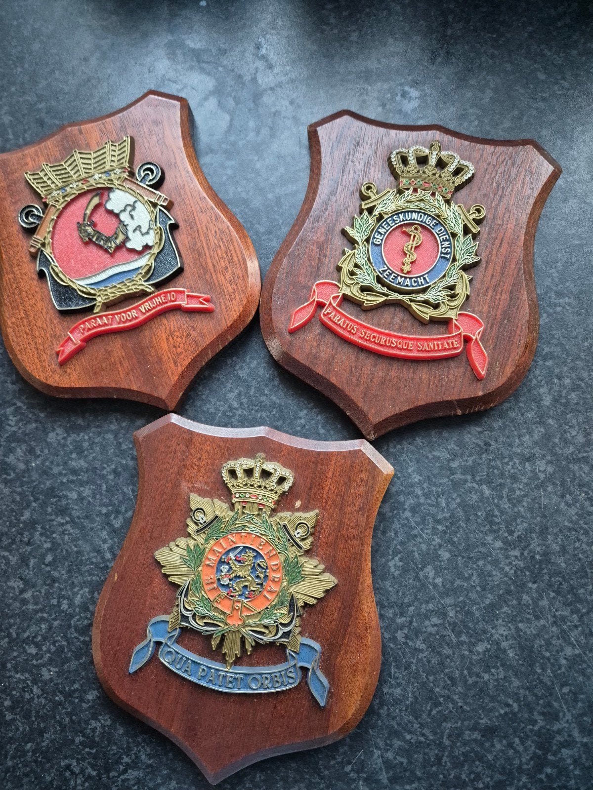 3 Vintage Militaire Wandborden - Koninklijke Landmacht, Ophalen of Verzenden