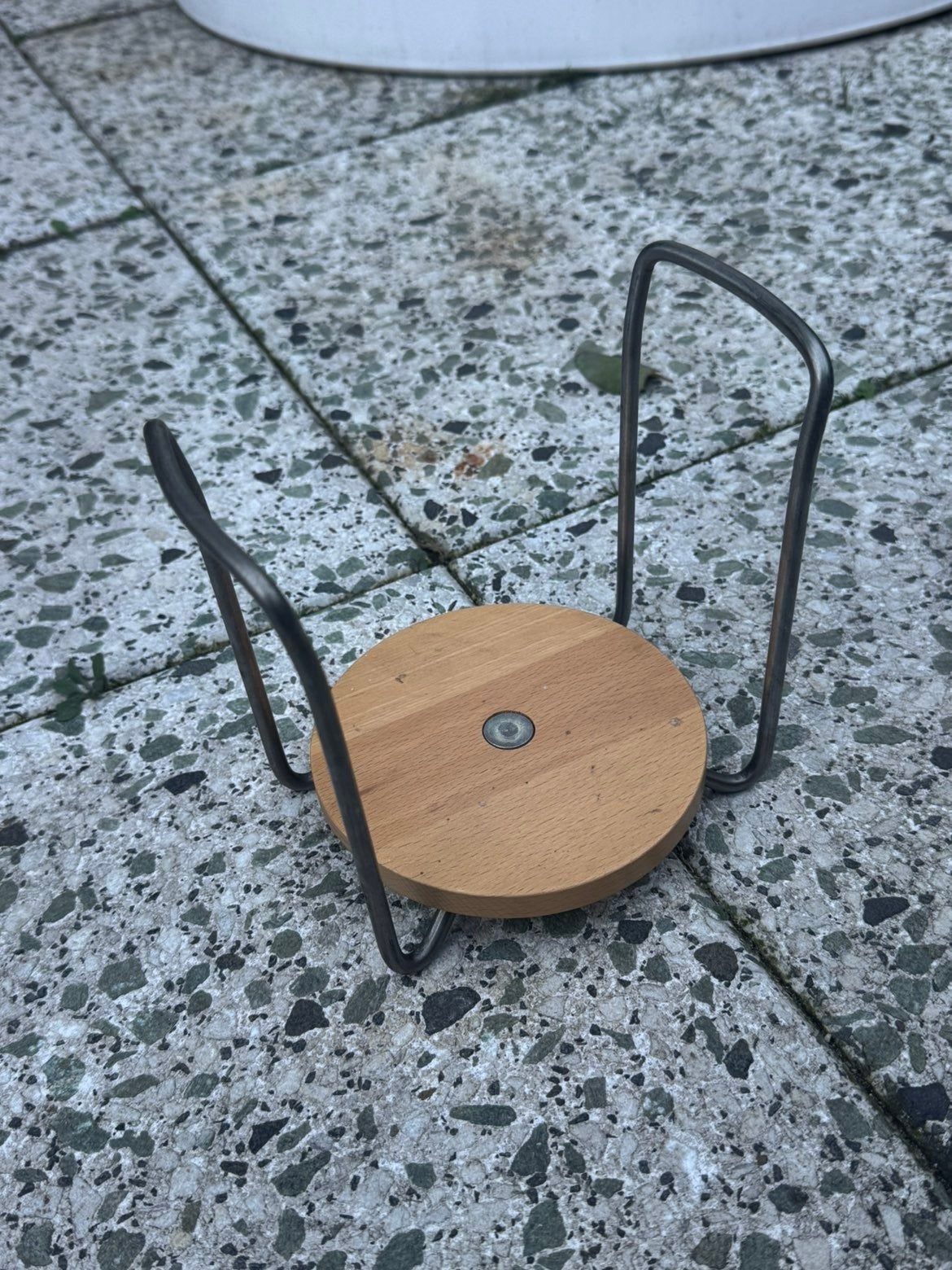 IKEA VARIERA Bordenrek - Zo goed als nieuw, Bordenrek, Hout, IKEA, Ophalen of Verzenden