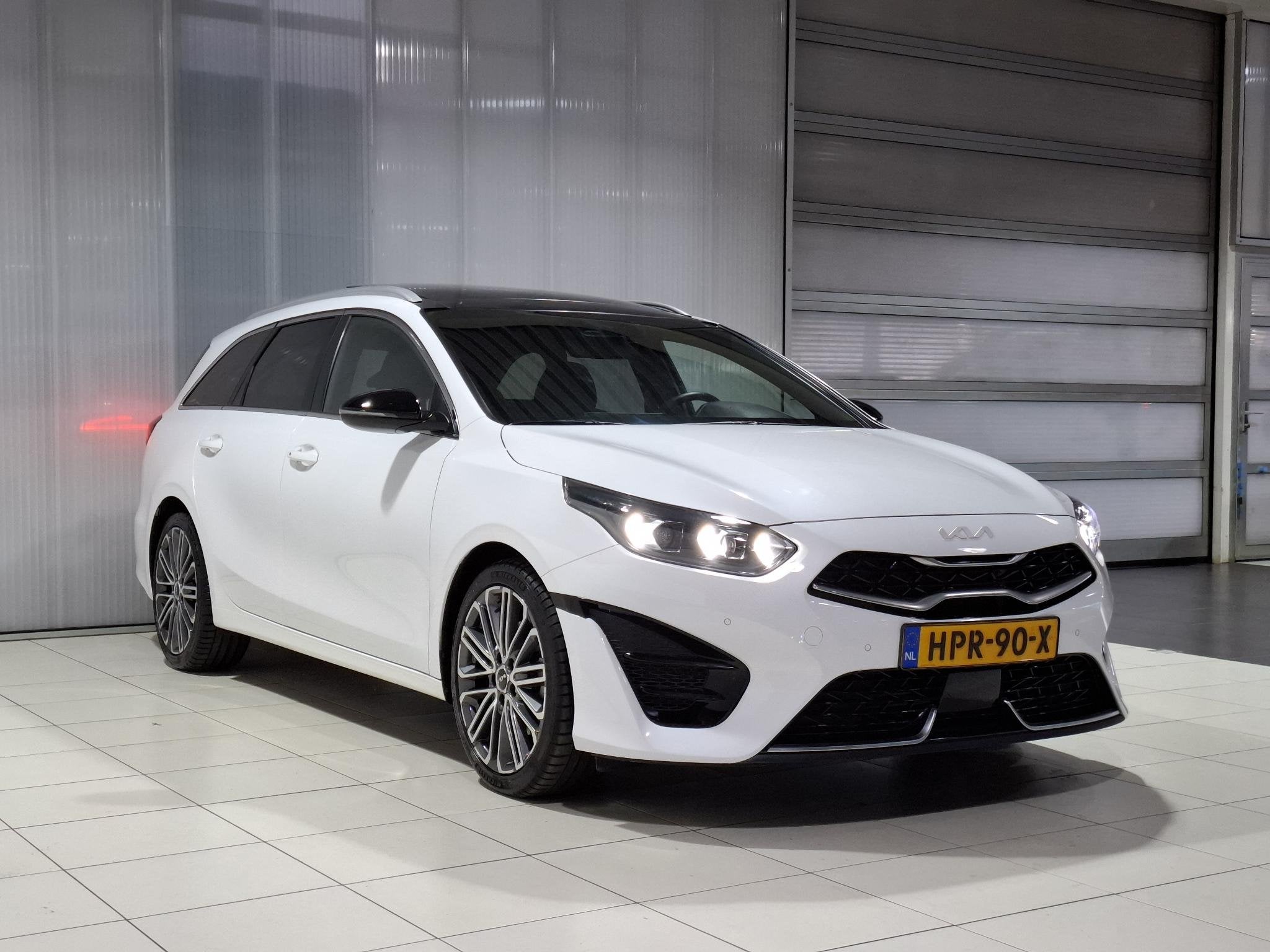 Kia Ceed Sportswagon 1.5 T-GDi GT-PlusLine AUTOMAAT, Stoel e, Auto's, Gebruikt, Euro 6, 4 cilinders, 610 kg