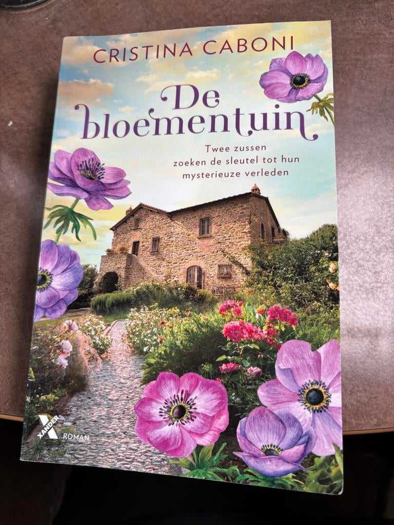 De Bloementuin - Cristina Caboni (Roman), Boeken, Ophalen of Verzenden, Zo goed als nieuw, Europa overig