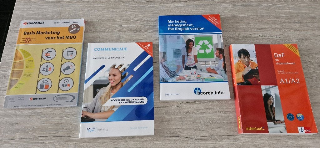 Diverse studieboeken m.b.t. Marketing, Overige vakken, Ophalen of Verzenden, Zo goed als nieuw, Diverse Auteurs